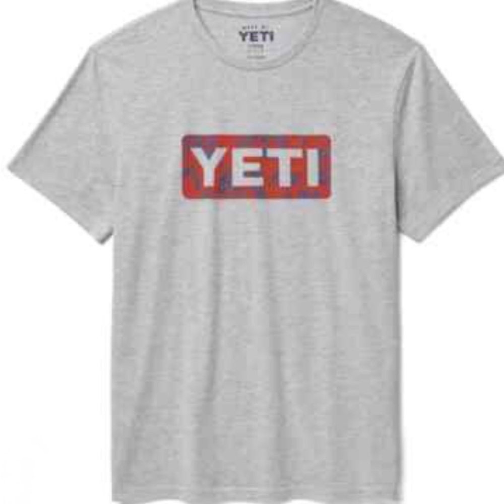 YETI Flip logo badge T-Shirt